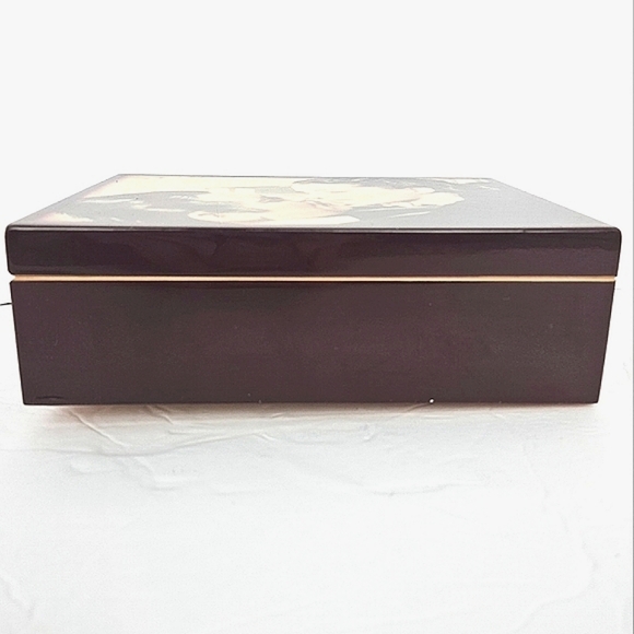 Heirloom Tradition Limited Edition 'Gone With The Wind' Music Box - Picture 2 of 8